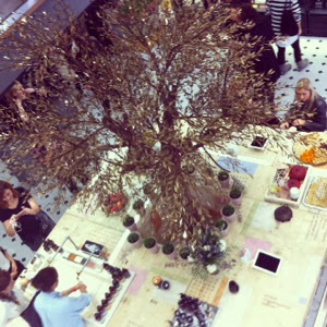 Όλη η φιλοσοφία της Apivita στην οδό Σόλωνος