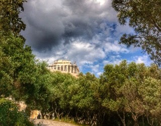 …στης Ακρόπολης τα μέρη…