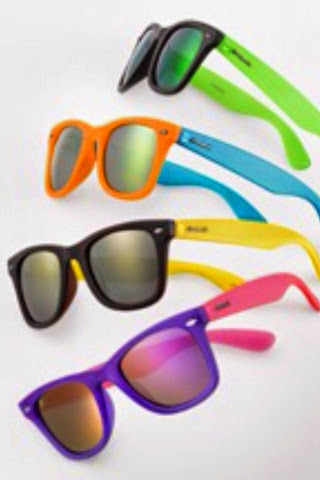 Polaroid Spring Flyer collection