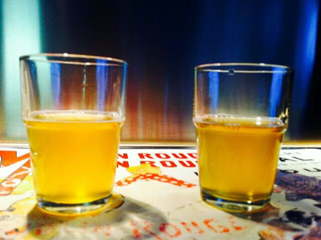 Να σε κεράσω μία κομπούχα;